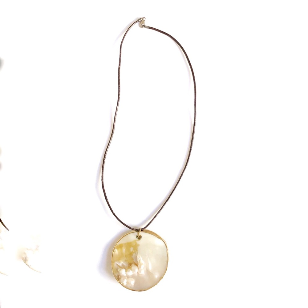 Handcrafted Cream Mother-of-Pearl Pendant Necklace Gold Trim